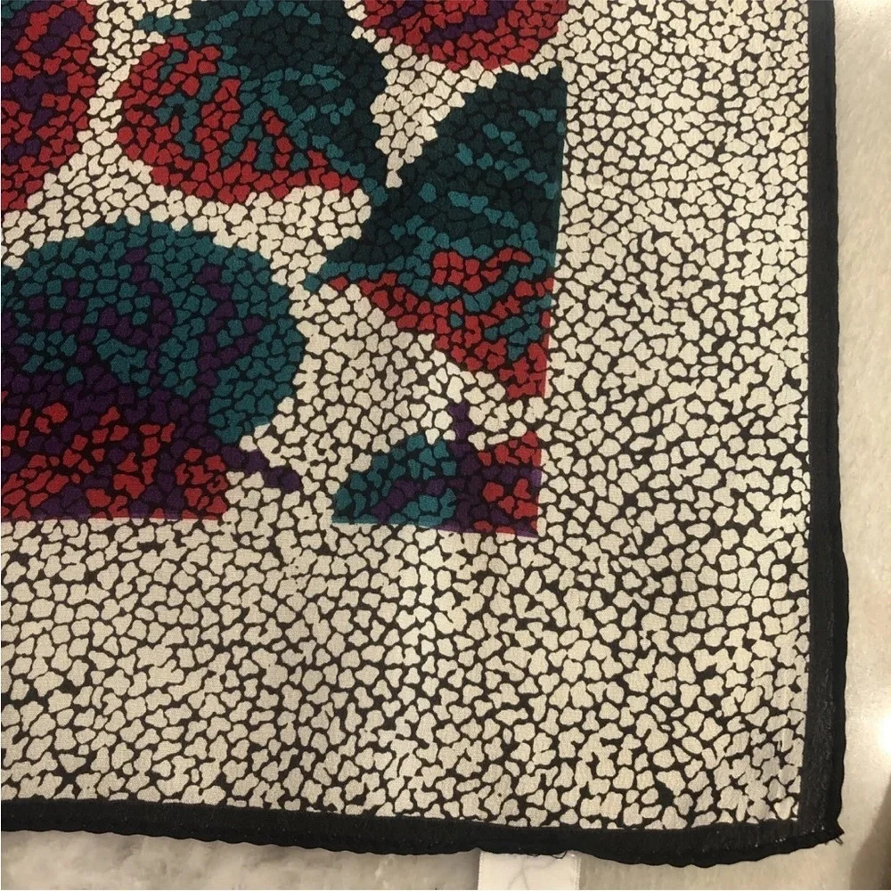 Vtg Christian Dior Silk Scarf Logo Fall Leaves Classic Echarpes 34 X 34 square - Picture 7 of 11